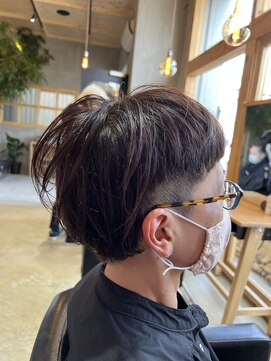 ダブリュー(W) 刈り上げウルフ