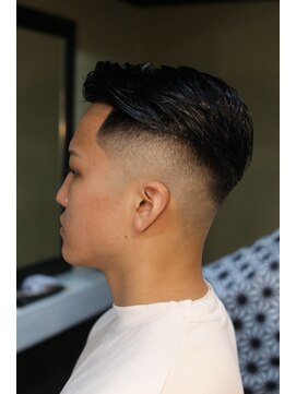 コング(KONG) 繊細なグラデーションと7:3