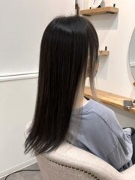 シアエミュー 新越谷店(SHEER emu) プラチナホワイトインナーカラー
