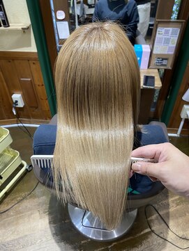 エルパライソ 鯖江店(Elparaiso) 鯖江/髪質改善/艶髪ロング/白髪ぼかし/ダメージレス/