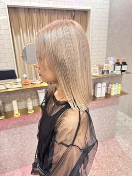 ロンド レア 天神大名店(Lond Le’a) デザインカラー/ウェットヘア/レイヤーカット/オリーブベージュ