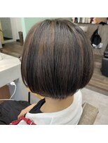 ルント(Rund)&nbsp;根元のプリンにならないハイライトカラー