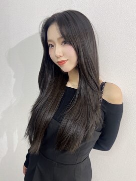 ビビバイベル(BiVi by BHEL) 桑名顔周りレイヤーカットロングレイヤーカットくらげヘア韓国
