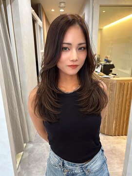 ジル(JiLL.) 大人ナチュラルカラーロングレイヤー【広島/本通】