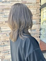 クール ヘアー ギャラリー 神明町店(COOL Hair gallery)&nbsp;ミディアムレイヤースタイル