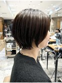 「岩田莉奈」40代50代に人気の似合わせ丸みショートボブ　新宿