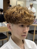 フィフスパーク(fifth PARK)&nbsp;渋谷スペインカールラルフカール刈り上げ高めツーブロックメンズ