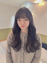 エミィ(emme)&nbsp;【emme × DAISUKE】カット×ふんわりパーマ