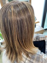 ヘアールーム(Hair Room) 明るい白髪染め、ハイライト