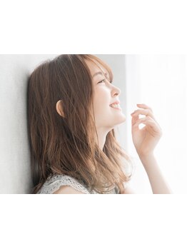 【ヘッドマッサ-ジ付☆カット\3000/カット+カラ-\5500～】オトナ女性のお悩みはお任せ◎ヘアケアMENU充実♪