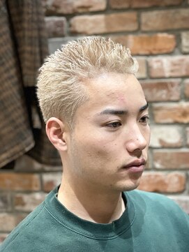 ヒロギンザバーバーショップ 丸の内店(HIRO GINZA BARBER SHOP) 金髪ショート×ハイトーンカラー