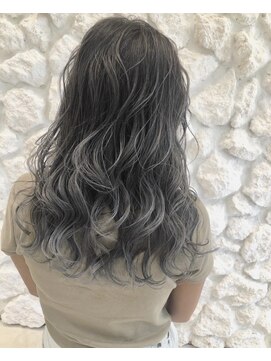 モアナ バイ ヘッドライト大宮店(Moana by HEADLIGHT) Moana【大宮】#アッシュ#ハイライト#20代30代40代50代