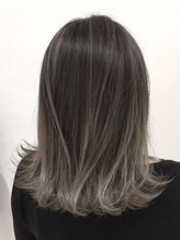 リラ(Lila) 20代30代40代/小顔大人綺麗／ブリーチ／ハイライト