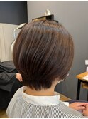 コンパクトショート［黒髪/グレーベージュ/前髪パーマ］
