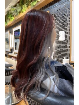 ルーム(Room) 韓国ロング/シルバーインナーカラー/イヤリングカラー/髪質改善