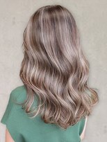 アース 三木店(HAIR & MAKE EARTH)&nbsp;30代40代50代脱白髪染めグレイヘア白髪ぼかしハイライト