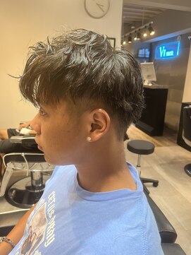 ヴィ 大宮(Vii) ダークアッシュ/カルマパーマ/アッシュブラック[メンズ/大宮]