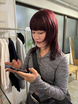 ネルケ 立川(nelke) 韓国風レッド/ワインレッド/レイヤーカット