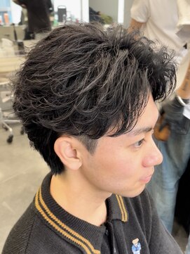 フィフス トウキョウ (fifth TOKYO) 渋谷フェザーパーマセンターパートメンズカットニュアンスパーマ