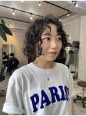 ボブ　ボブ強めパーマ