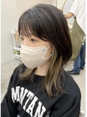 くびれウルフ☆ミディアムレイヤーカット前髪ありインナーカラー