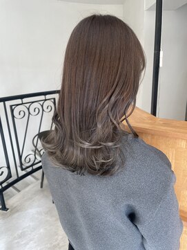 フェリア 緑地公園(FERIA) ＊透明感たっぷりアッシュグレージュ＊