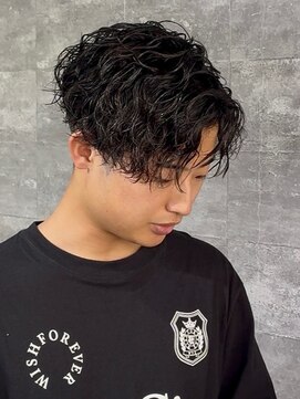 アノ(Ano.) 大分ツイストスパイラルパーマセンターパート