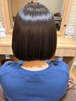 ディアローグ 戸塚 east(DEAR-LOGUE)&nbsp;『　前下がりボブ×縮毛矯正　』　広がりを抑えツヤツヤに☆