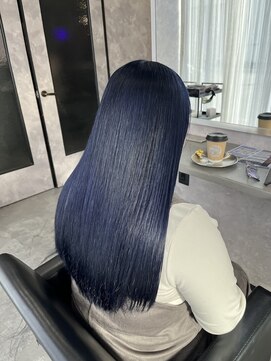 メゾンセブンルックス 宇都宮簗瀬店(Maison 7LOOKS) ネイビーカラー《吉澤》