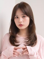 ラフ フロム ガーデン(Laf from GARDEN) ミディアム/レイヤーカット/顔周りカット/ベージュ/透明感カラー