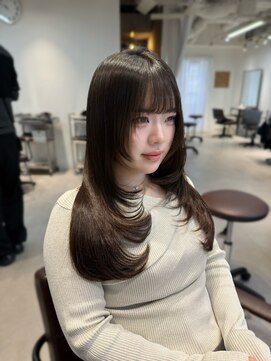 ザ シェノン ウメダ(THE CHAINON UMEDA) ミルクティーブロンド/ダークブルー/デジタルパーマ/心斎橋