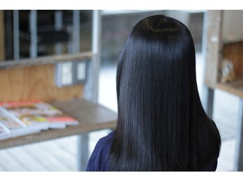 シゾーマエダ(ciseaux maeda)の写真/oggi ottoマイスター在籍 ◇全国で希少なブランド認定資格を持つプロがあなたの髪のお悩みに寄り添います！
