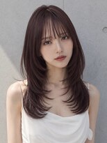 ユーフォリア 渋谷グランデ(Euphoria SHIBUYA GRANDE)&nbsp;ミディアムレイヤー韓国ヘア顔周りレイヤーべージュカラー前髪