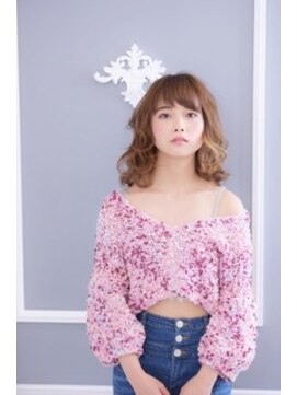 マーブルトウキョウネオリーブ(marbles tokyo neolive) 《MARBLES/三茶》☆おしゃgirl☆外ハネイルミナセミディ☆