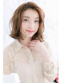 くせ毛風ラフウェーブで…フェミニンかきあげボブa1