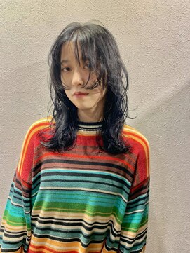 アルカナ 明治神宮前原宿(ARCANA) レイヤーカット ロングウルフ ブルーブラック ウルフカット