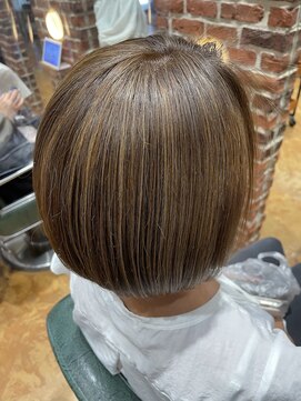 チップタップ 町田店(tip top) 白髪ぼかしハイライト