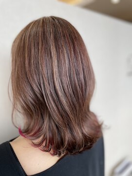 シャトン(chaton) インナーカラー/ピンク/ビビット/くびれヘア