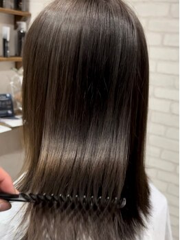 リーフ(LEAF)の写真/SNSで話題のTOKIOトリートメント導入☆髪の内部から補修し、軽い質感で思わず触りたくなるサラツヤ美髪に♪