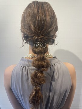 シュリット(schritt) ヘアセット 編み下ろし *Luna