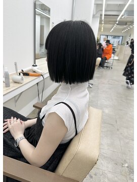 ニュート(Neut ) ぱっつんボブ