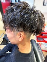 メイプルフェロー(MAPLE fellow)&nbsp;20代30代メンズフェザーマッシュ束感ツーブロック刈り上げ