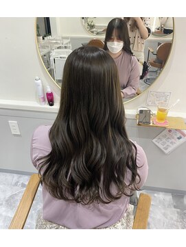 エンド 大阪梅田(&) オリーブグレージュ