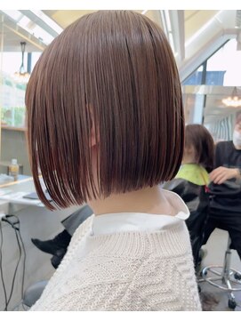 リール 銀座(R'EEL) ぱつっとボブ×縮毛矯正