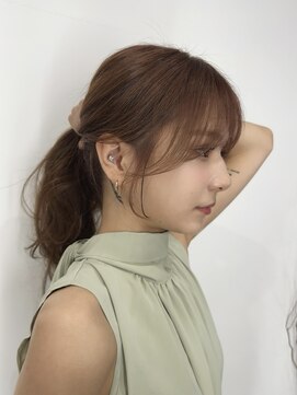 ウィクシー(wixy) 顔まわりカット/レイヤーカット/透明感カラー