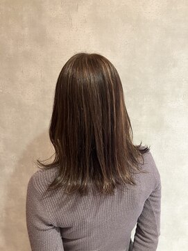 ヘアースペースブルームエア HAIR SPACE BLOOM Ea 透明感白髪ぼかしカラー