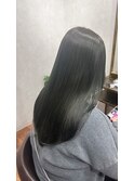 オリーブグレージュ