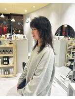 カレンダー(CALENDAR)&nbsp;セミロングレイヤーパーマ