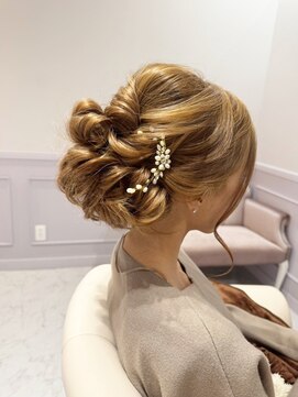 ムーンロータス(Moon Lotus) 卒入学におすすめアレンジ