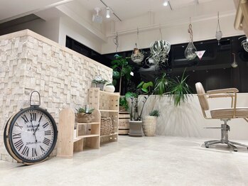 フリーダ(FRIDA)の写真/【女性スタイリスト1人の完全マンツーマンサロン】周りを気にせず、心から安らげるサロンTimeを♪